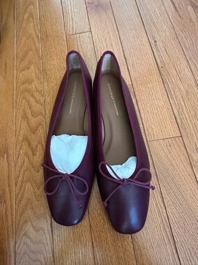 Margaux Fonteyn burgundy flats